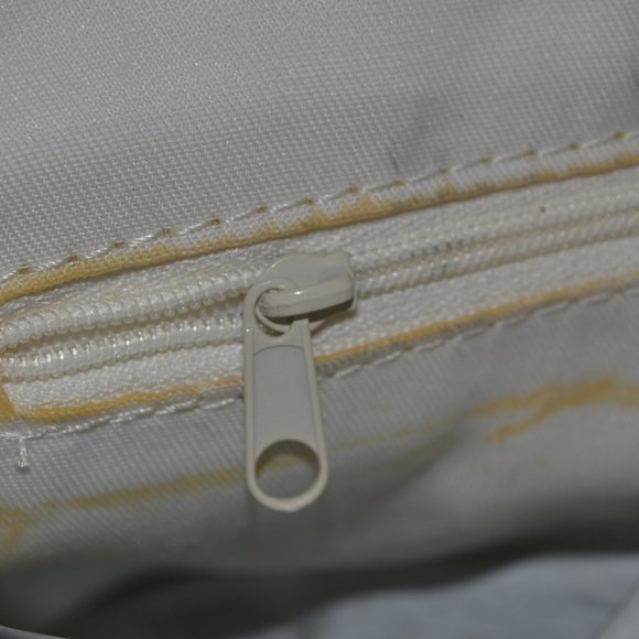 G>H Bass & Co. Purse - Picture 8 of 9